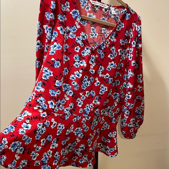 Girl With Curves Blouse with Blue Floral Pattern - Picture 7 of 7